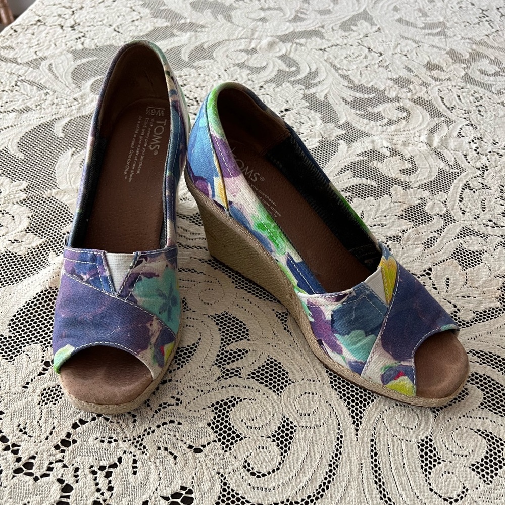 Women’s multi color shoes.